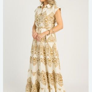 NWT Pinch Cream and Gold Patterned Maxi Dress